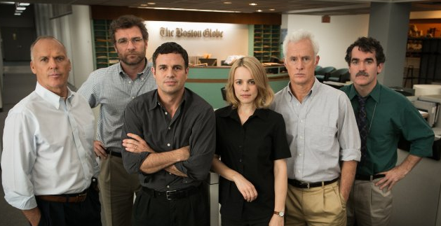 The+cast+of+Spotlight+stands+together+in+the+promotional+picture+of+the+film.+The+picture+is+created+by+Open+Road+Films.