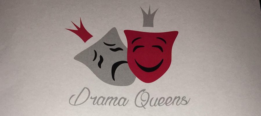 The+advanced+theatre+class%2C+better+known+as+the+Drama+Queens%2C+put+on+performances+for+the+whole+school+during+lunch.+Their+most+recent+showcase+consisted+of+two+monologues%2C+two+comedic+scenes%2C+a+dramatic+scene+and+a+song.+Photo+by%3A+Nelly+Rouzroch+18.