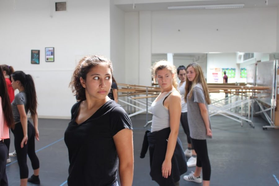 Jael Ellman 18 (left), Chloe Weisberg 18 (middle) and Meagan Rowles 18 (right) pose while learning choreography from Jacob Guzman from Hamilton. Hamilton is currently being performed in Los Angeles at the Pantages Theater until December 30.  