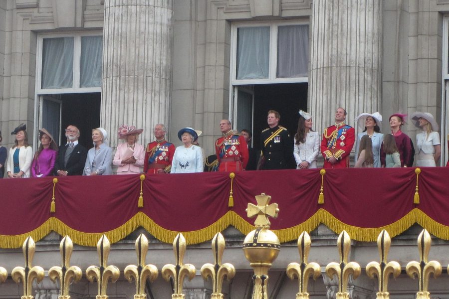 The British royal family stands on the balcony of Buckingham Palace in 2014. The Windsors have undergone a difficult year, in many ways characteristic of the social changes around them. 