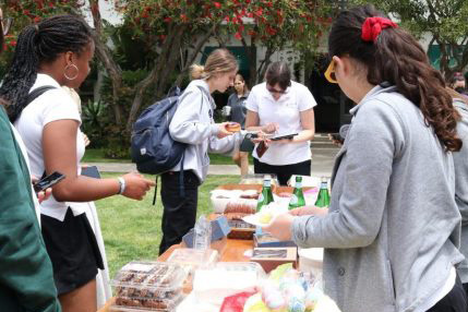The Animal Rights Club holds a bake sale fundraiser with treats ranging from cookies to donuts to customizable lemonade. The club raised money for the Sanctuary at Soledad, an animal rescue center, Thursday, May 11, in the courtyard.