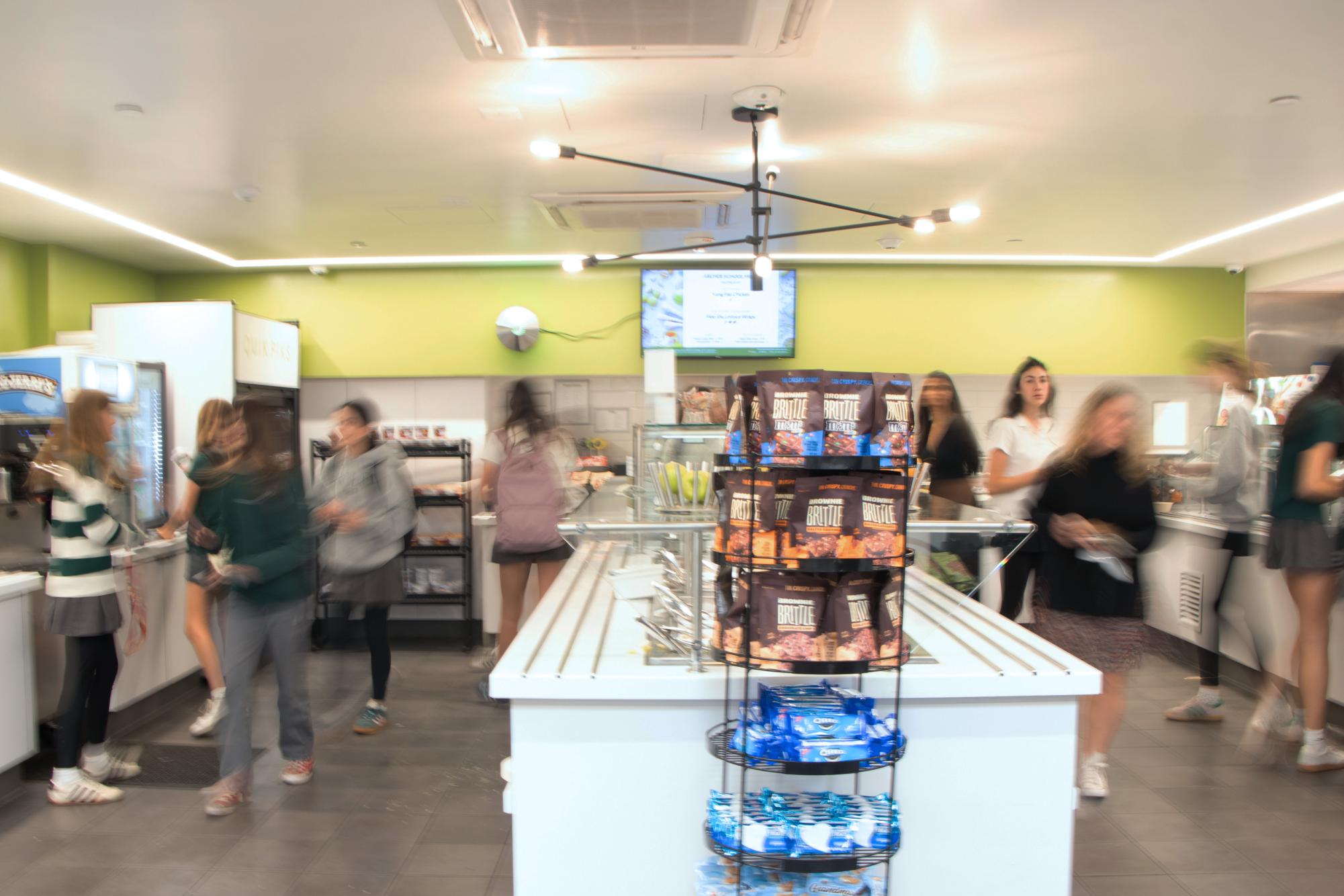 Students are pictured walking around the servery during lunctime. An eating disorder could be caused by a variety of life events that can be present in both men or women, according to John Hopkins Medicine. Junior Edie Wyles said that eating disorders are not something easily controllable, and there are so many components to them. "There's just so much behind eating disorders and it's just become a phrase ... thrown around to describe how someone looks," Wyles said. "Rather than doing the actual research and seeing how it affects people and the different kinds and stages there are."  