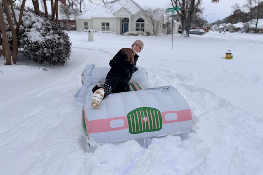 Evy Brennan ('29) smiles in the snow. It snowed for the first time in 100 years Lafayette, Lousiana in 2025. Brennan recently moved from Lafayette to Los Angeles, California. "I found there was a lot more diversity and cultures across the board here in LA," Brennan said.

(Photo courtesy of Lanah Brennan)